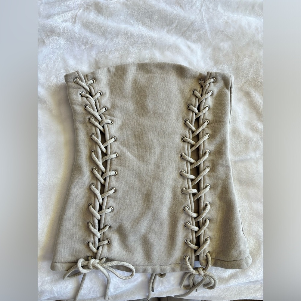 Rare hidden cult corset, super flattering, brand new only worn once